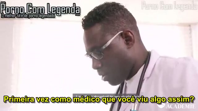 Negão Dotado Arromba a Buceta da Vadia no Porno Legendado