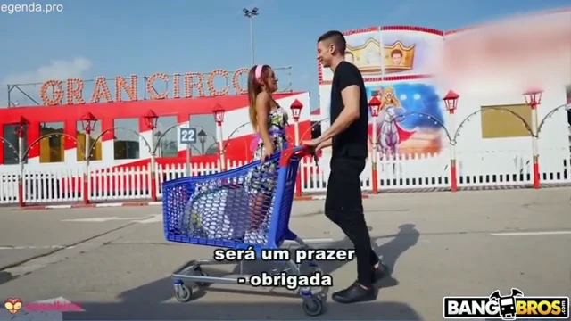 Pauzudo Arromba Buceta de Anã Sem Piedade