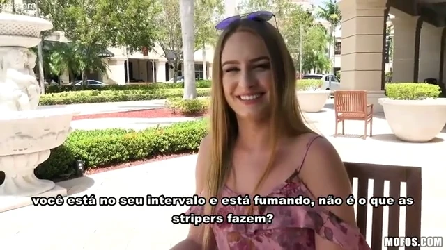 Turista mete com uma desconhecida que acabou de conhecer